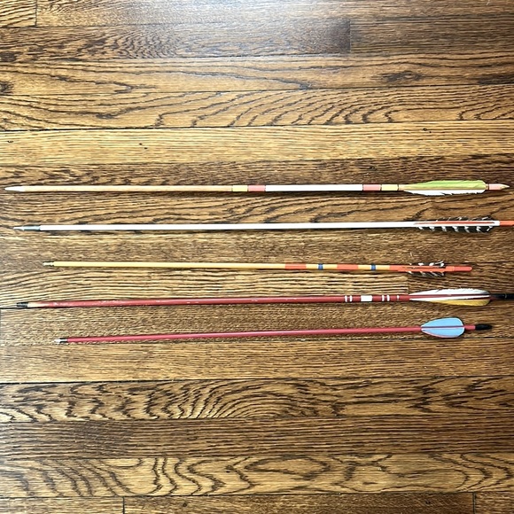 Vintage Wooden Arrows - Picture 4 of 15